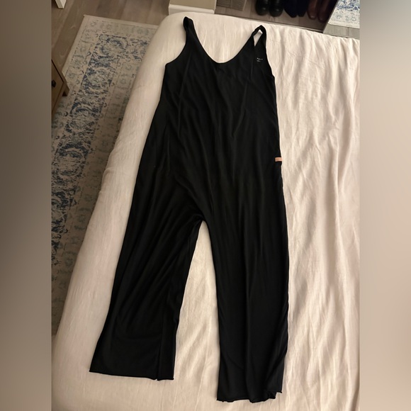 Lunya Organic Pima Romper in Black, Small - Picture 4 of 7